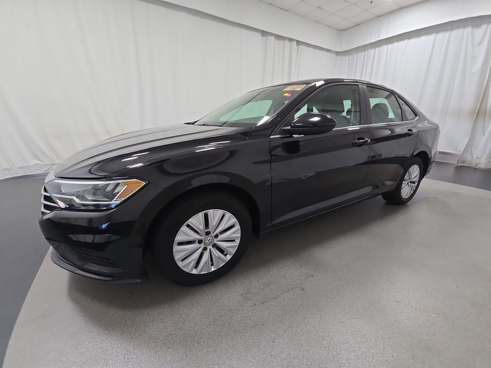 2019 Volkswagen Jetta 1.4T R-Line FWD