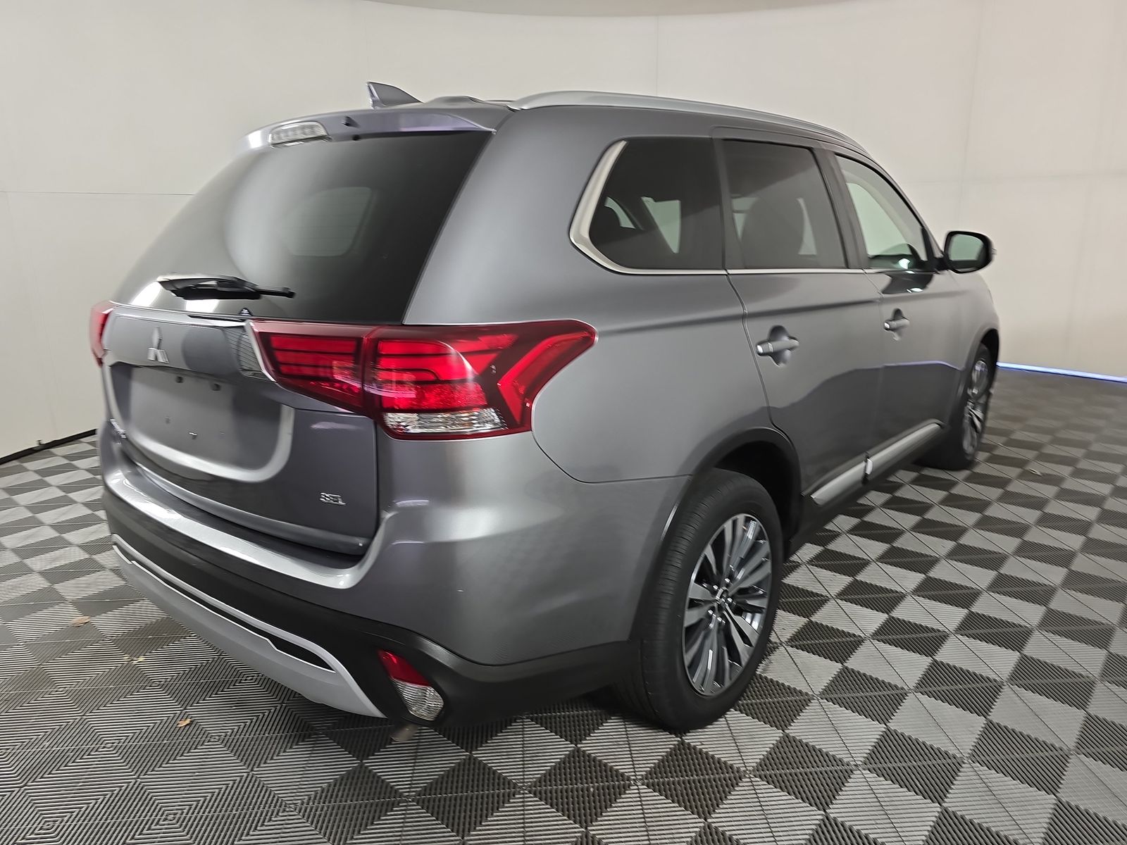 2020 Mitsubishi Outlander SEL FWD