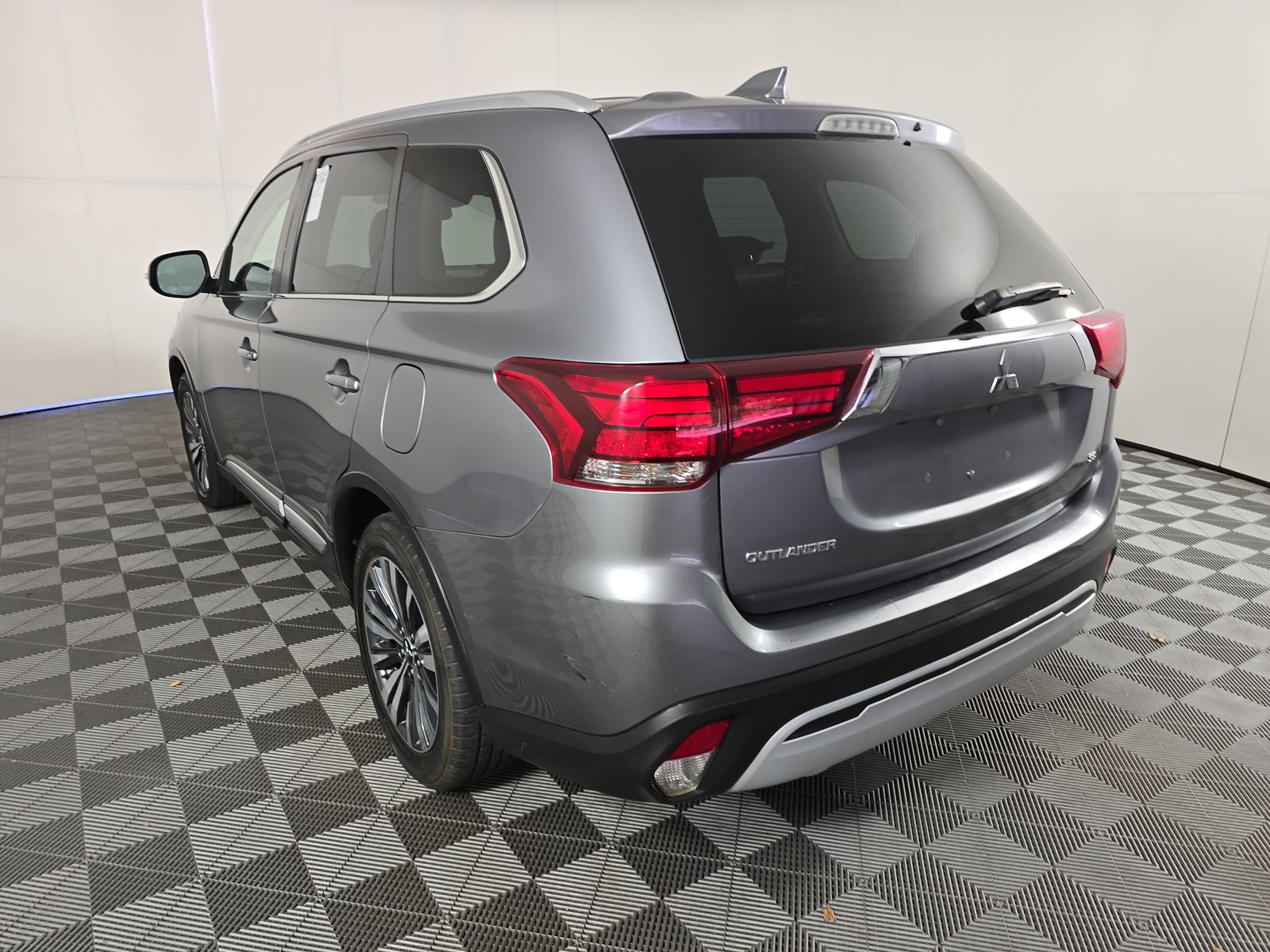 2020 Mitsubishi Outlander SEL FWD