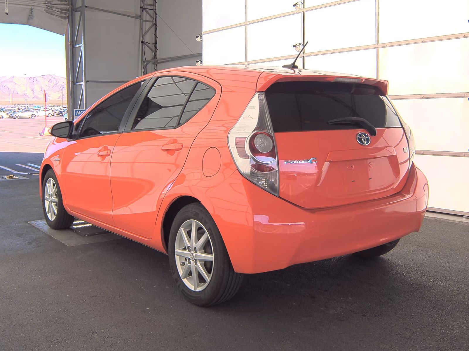 2014 Toyota Prius c Three FWD