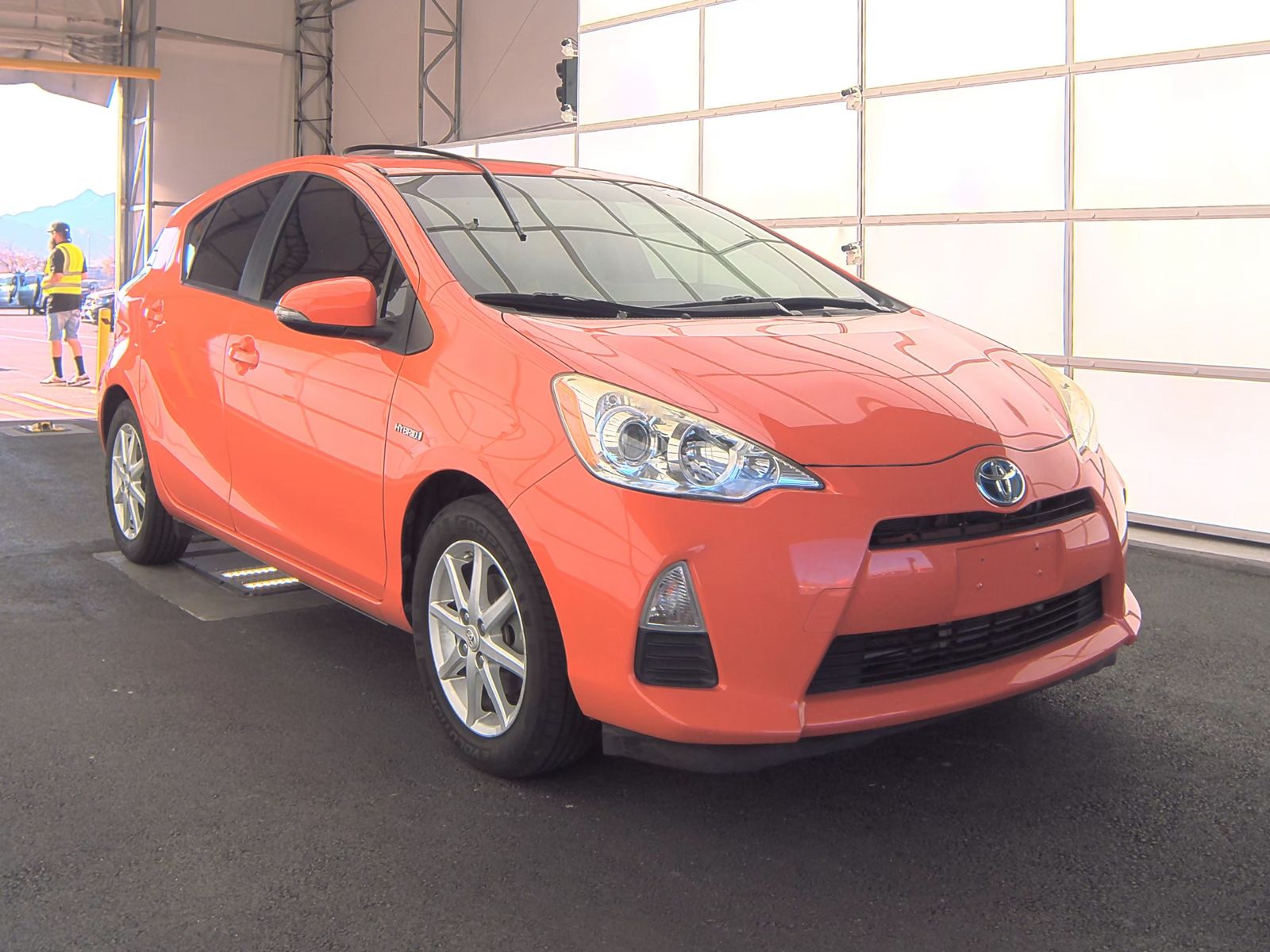 2014 Toyota Prius c Three FWD