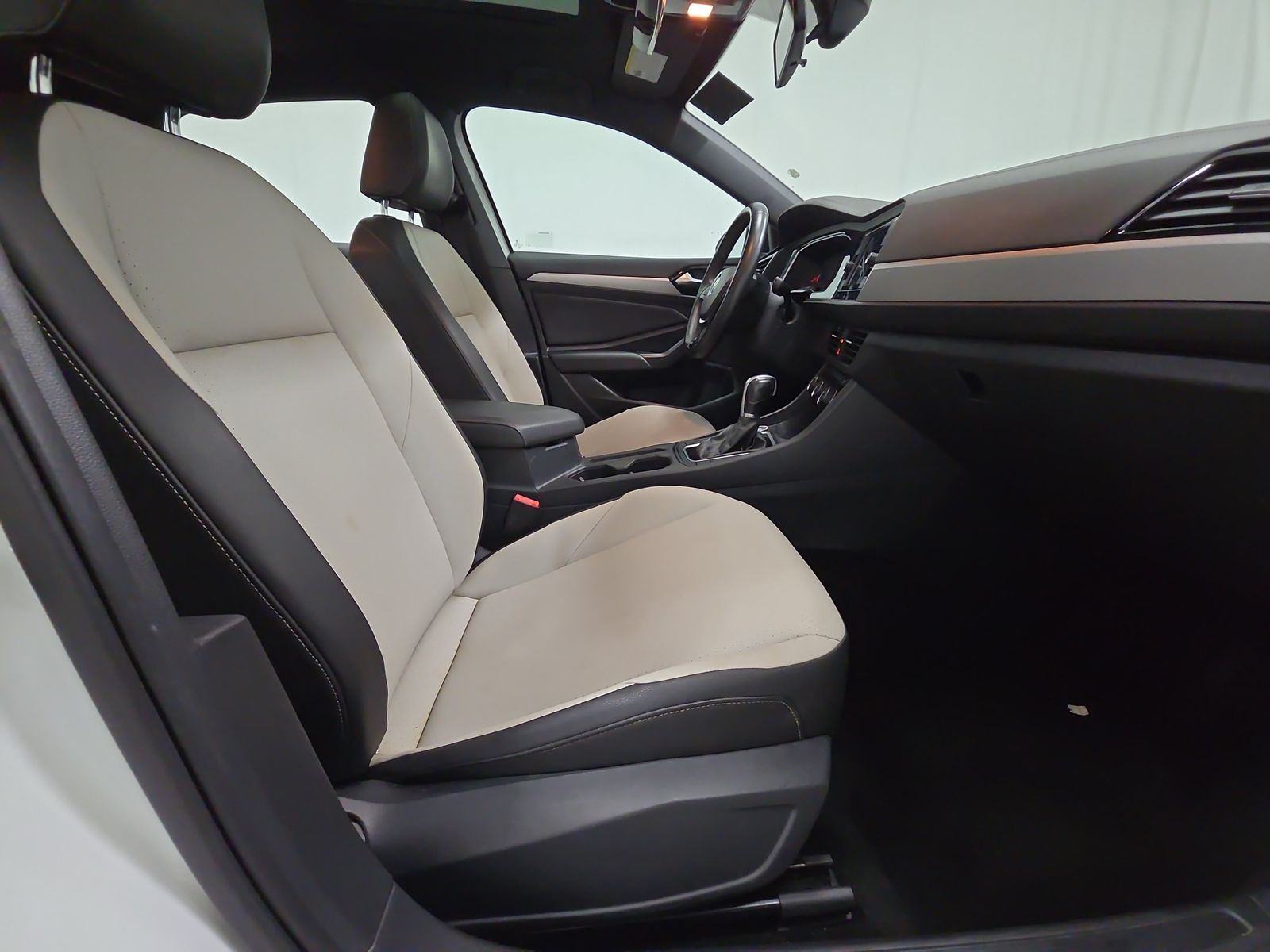 2019 Volkswagen Jetta 1.4T R-Line FWD