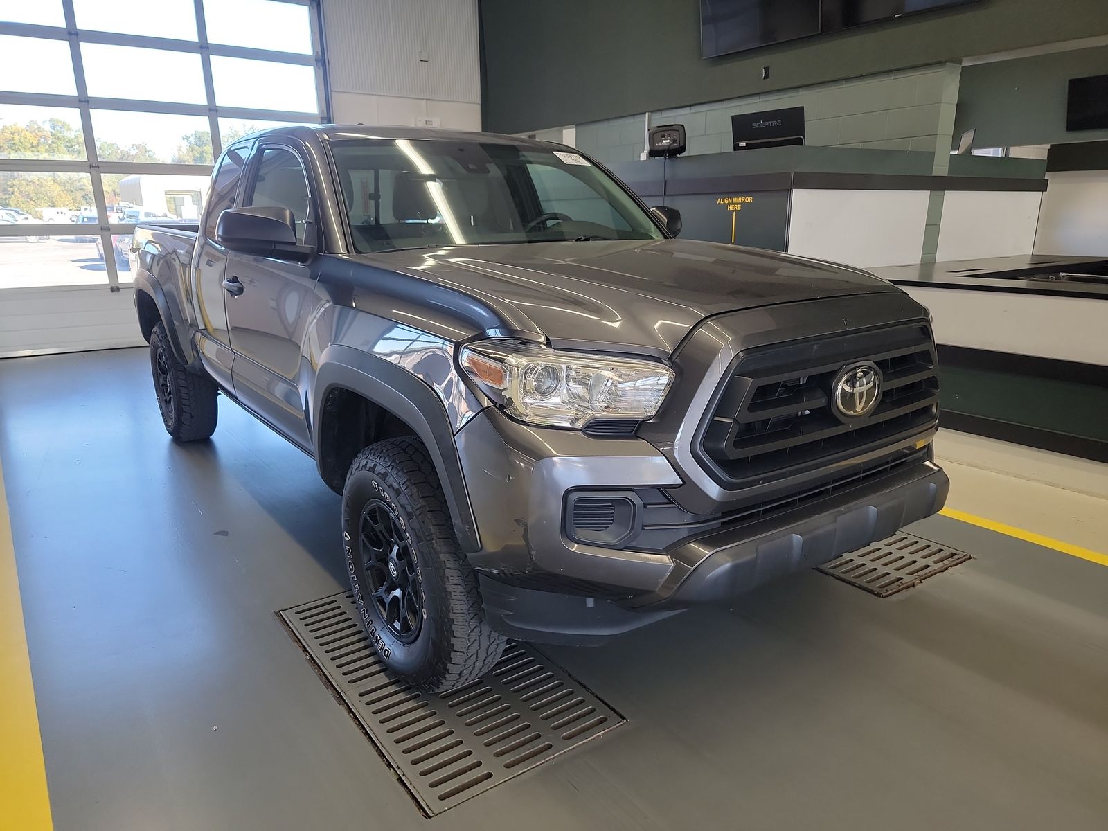 2021 Toyota Tacoma SR AWD