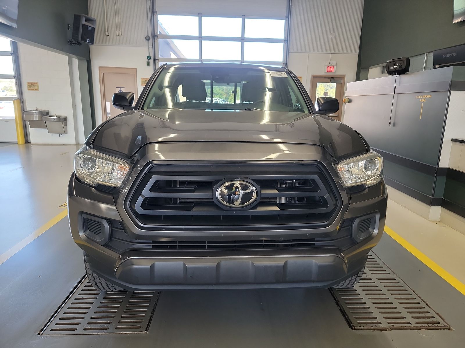 2021 Toyota Tacoma SR AWD