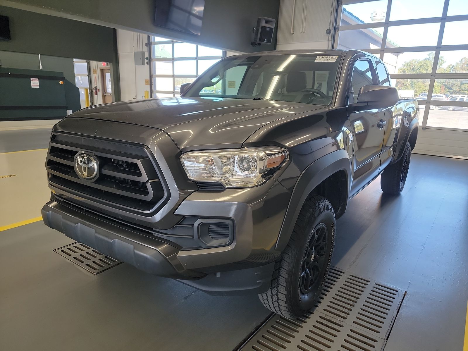 2021 Toyota Tacoma SR AWD