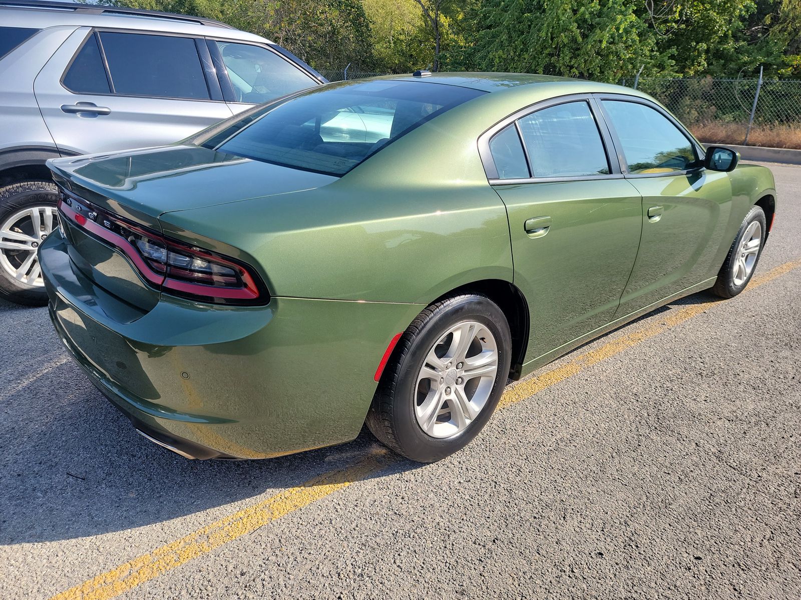 2020 Dodge Charger SXT RWD