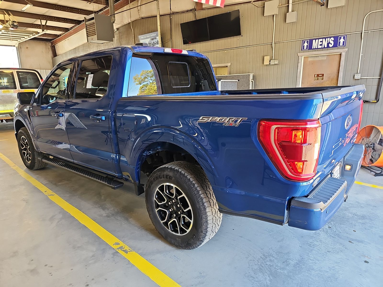 2022 Ford F-150 XLT AWD