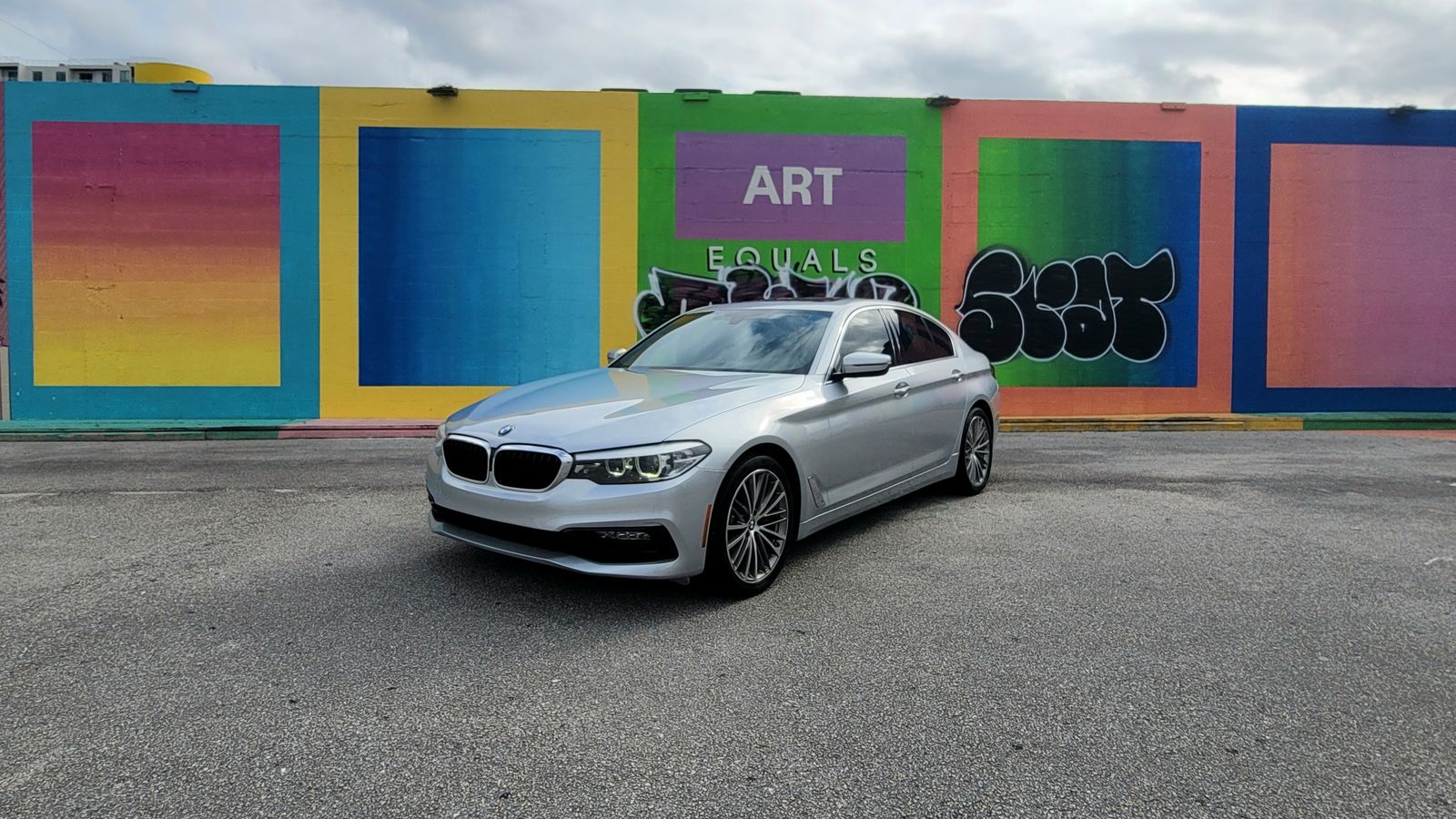 2017 BMW 5 Series Sedan 530i
