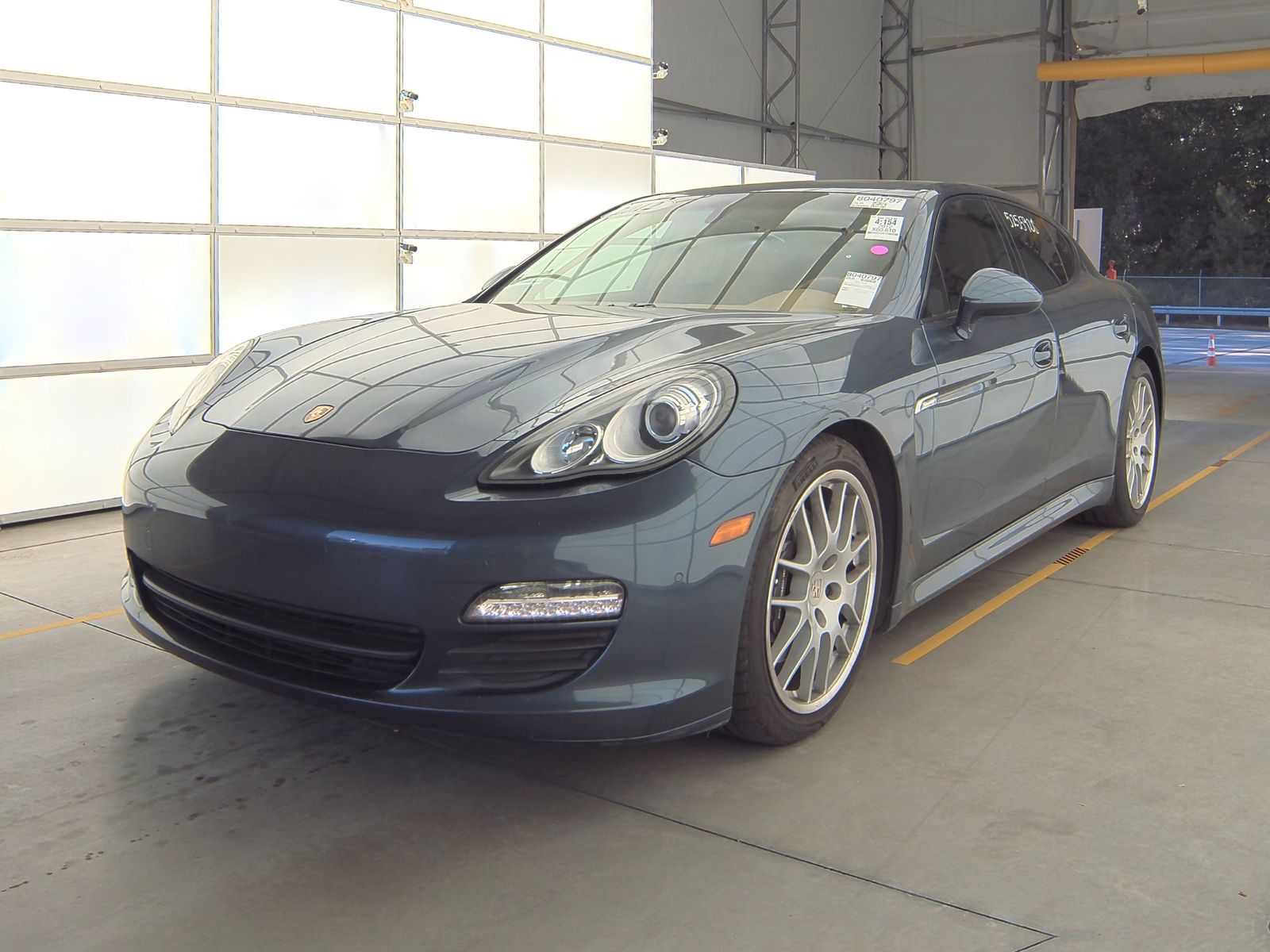 2012 Porsche Panamera Base RWD