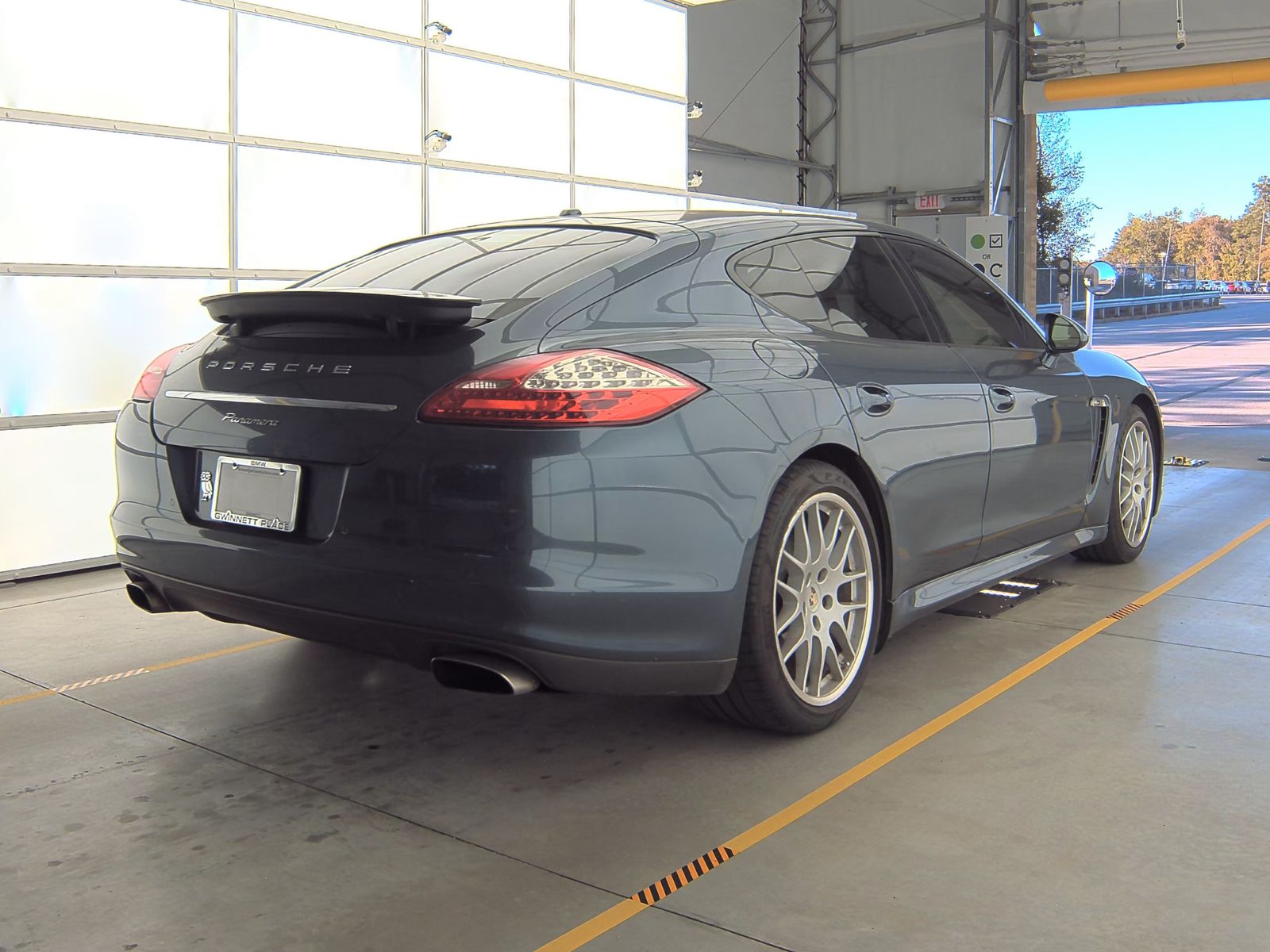 2012 Porsche Panamera Base RWD