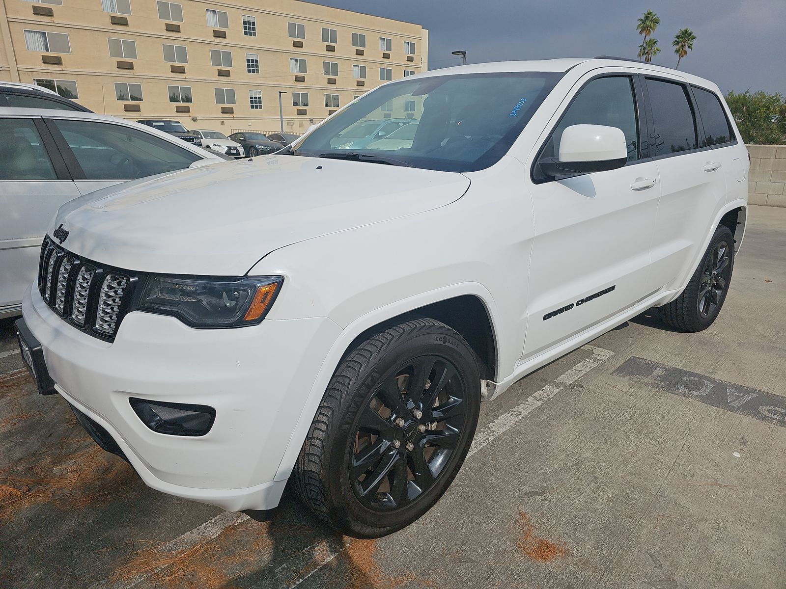 2021 Jeep Grand Cherokee Laredo X RWD
