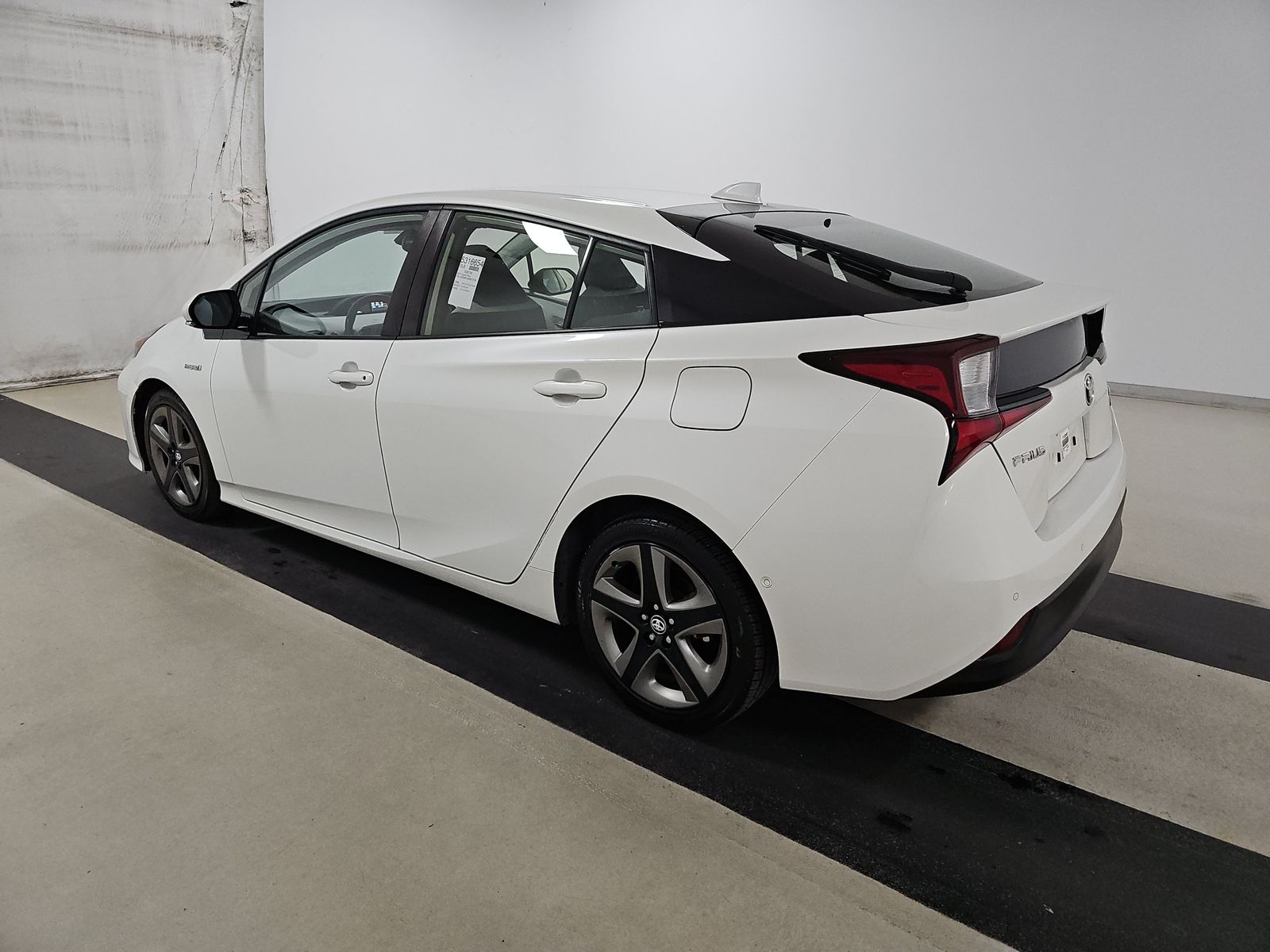 2019 Toyota Prius Limited FWD