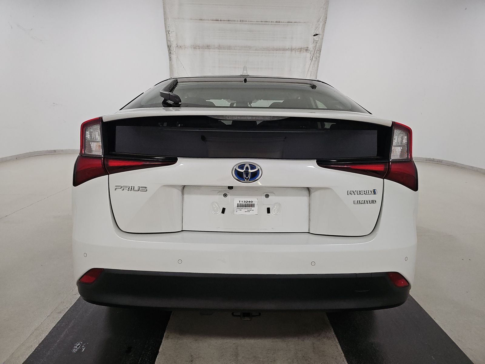 2019 Toyota Prius Limited FWD