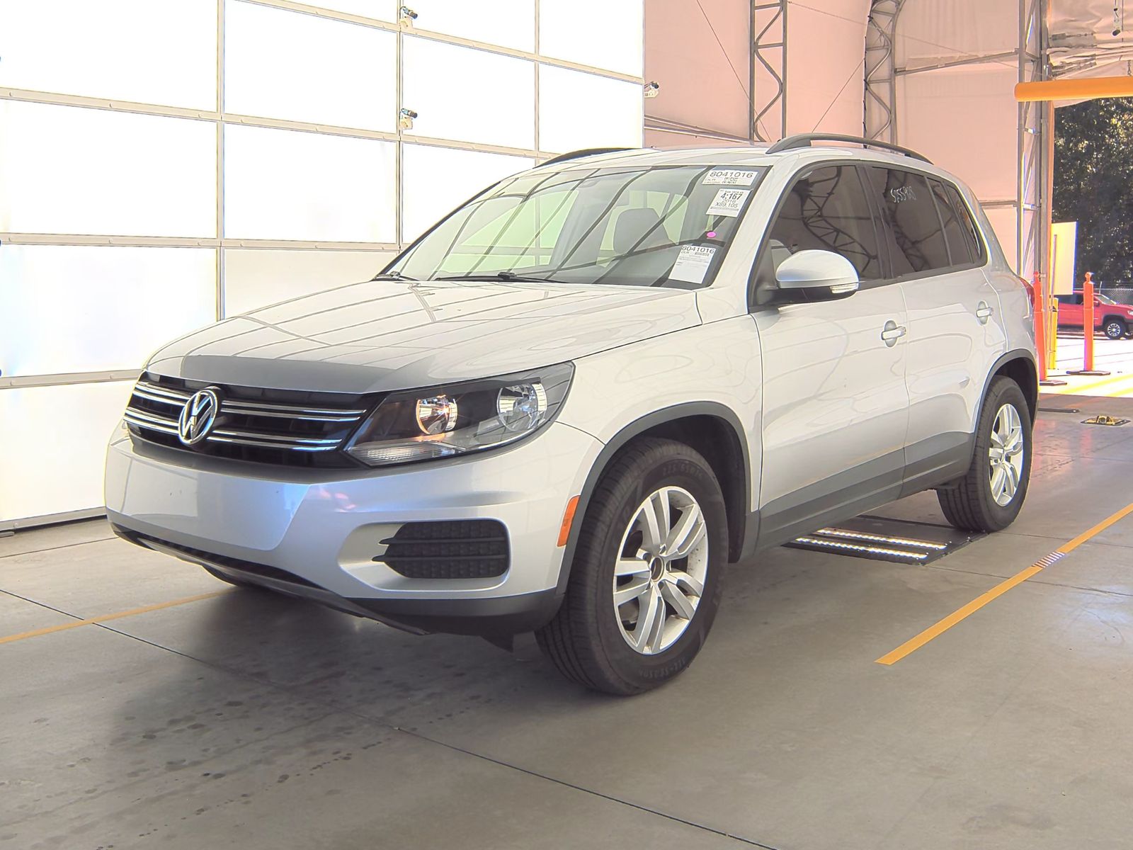 2016 Volkswagen Tiguan 2.0T S FWD