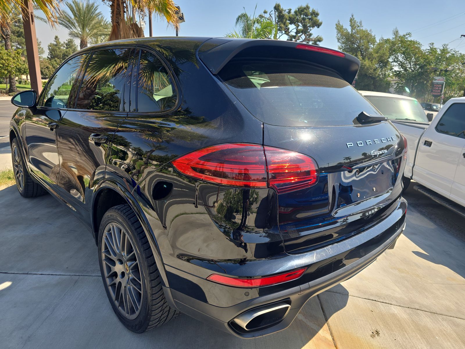 2018 Porsche Cayenne Platinum Edition AWD