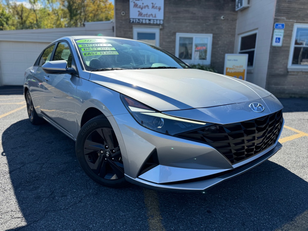 2022 Hyundai Elantra SEL