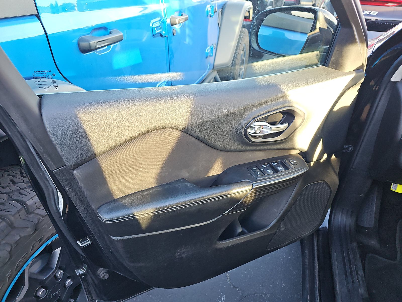 2014 Jeep Cherokee Latitude FWD