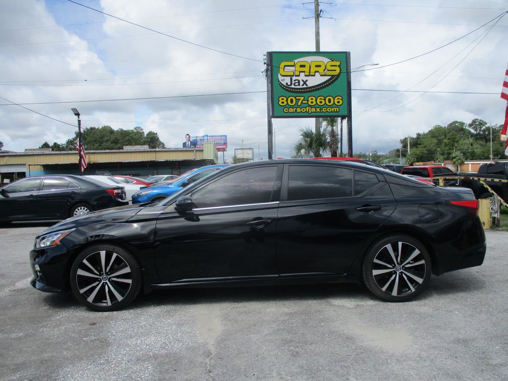 2019 Nissan Altima SR