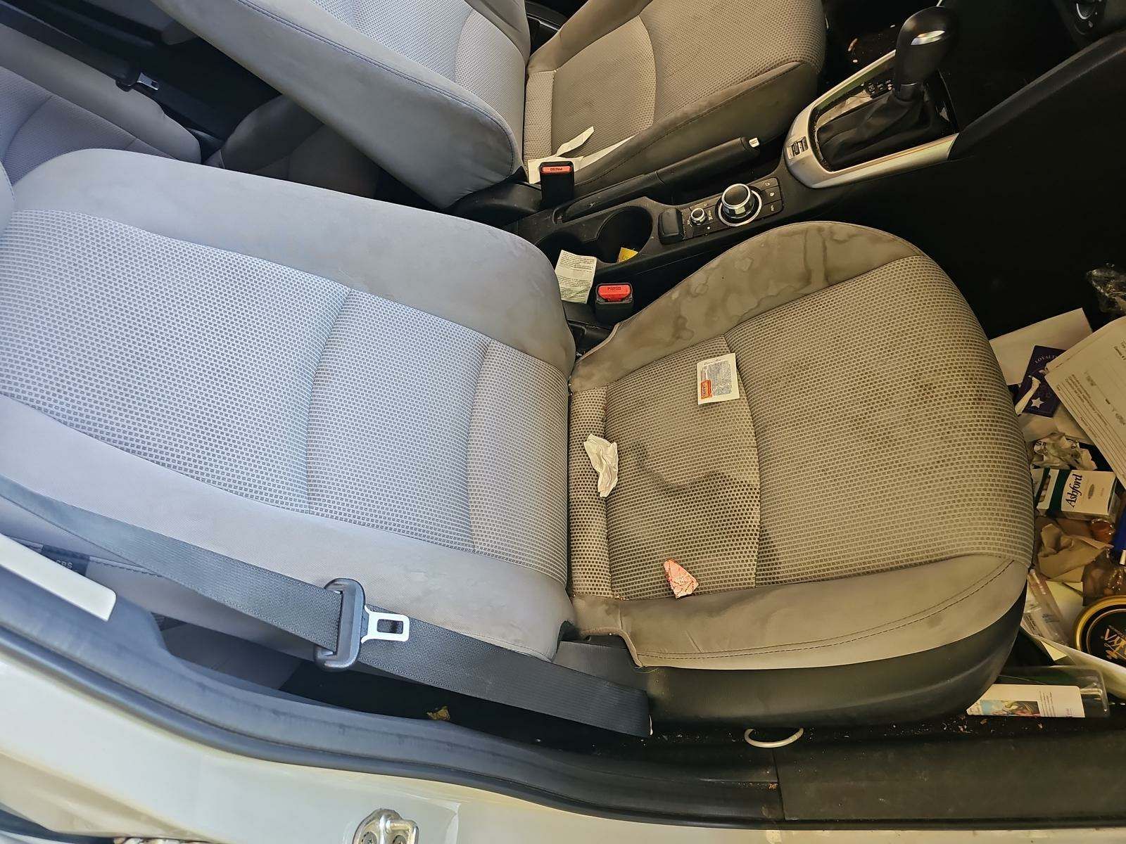 2020 Toyota Yaris L FWD