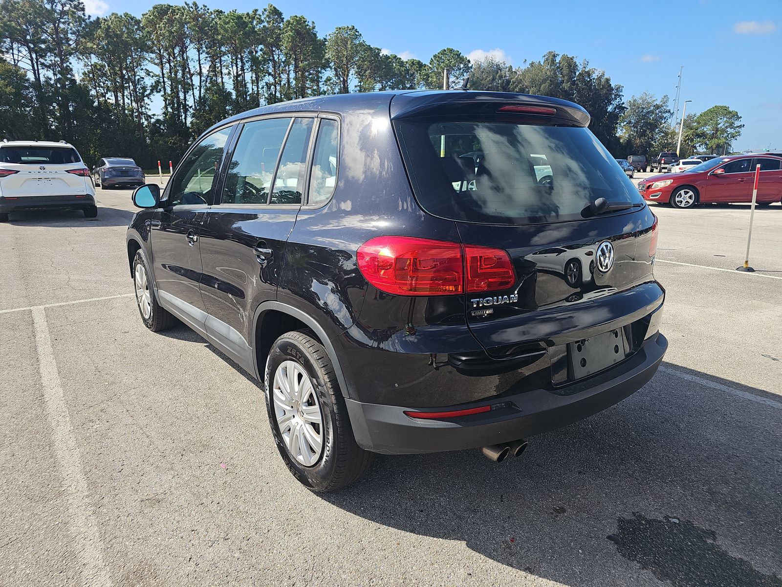 2018 Volkswagen Tiguan Limited 2.0T FWD