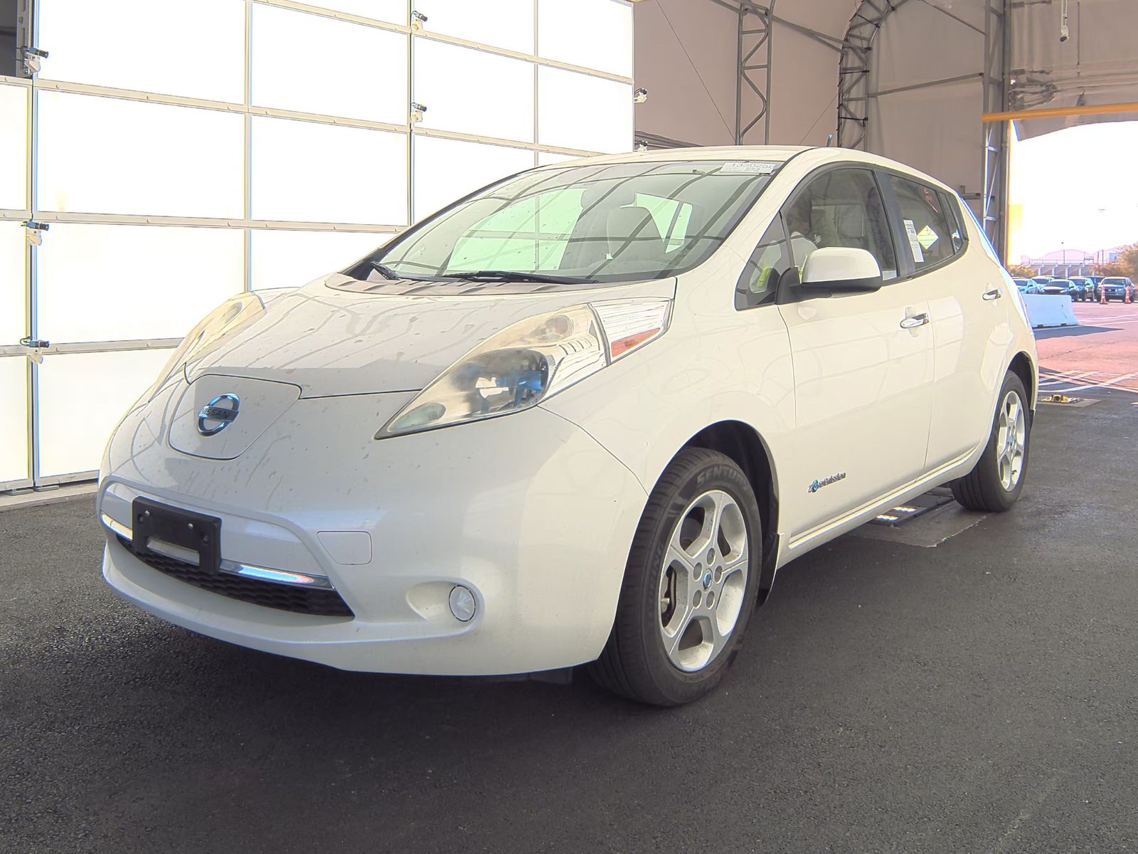 2013 Nissan LEAF SV FWD