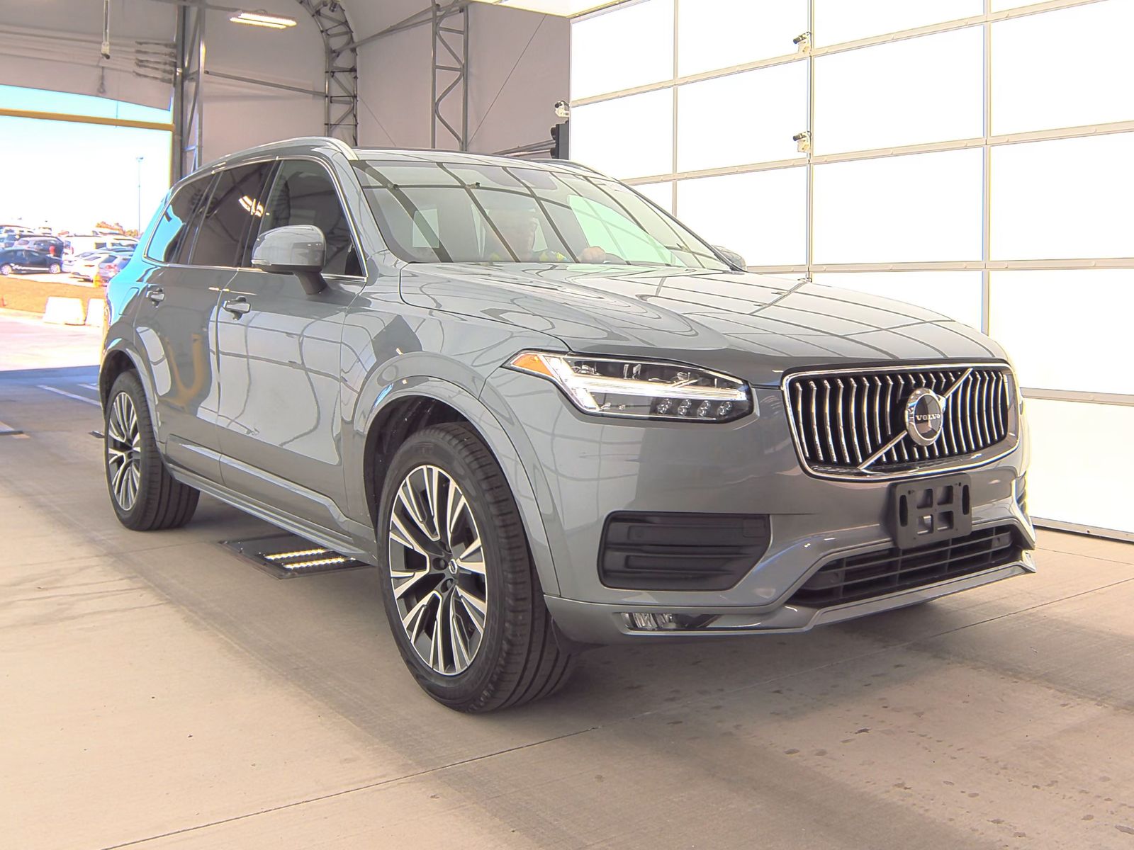 2020 Volvo XC90 T5 Momentum AWD