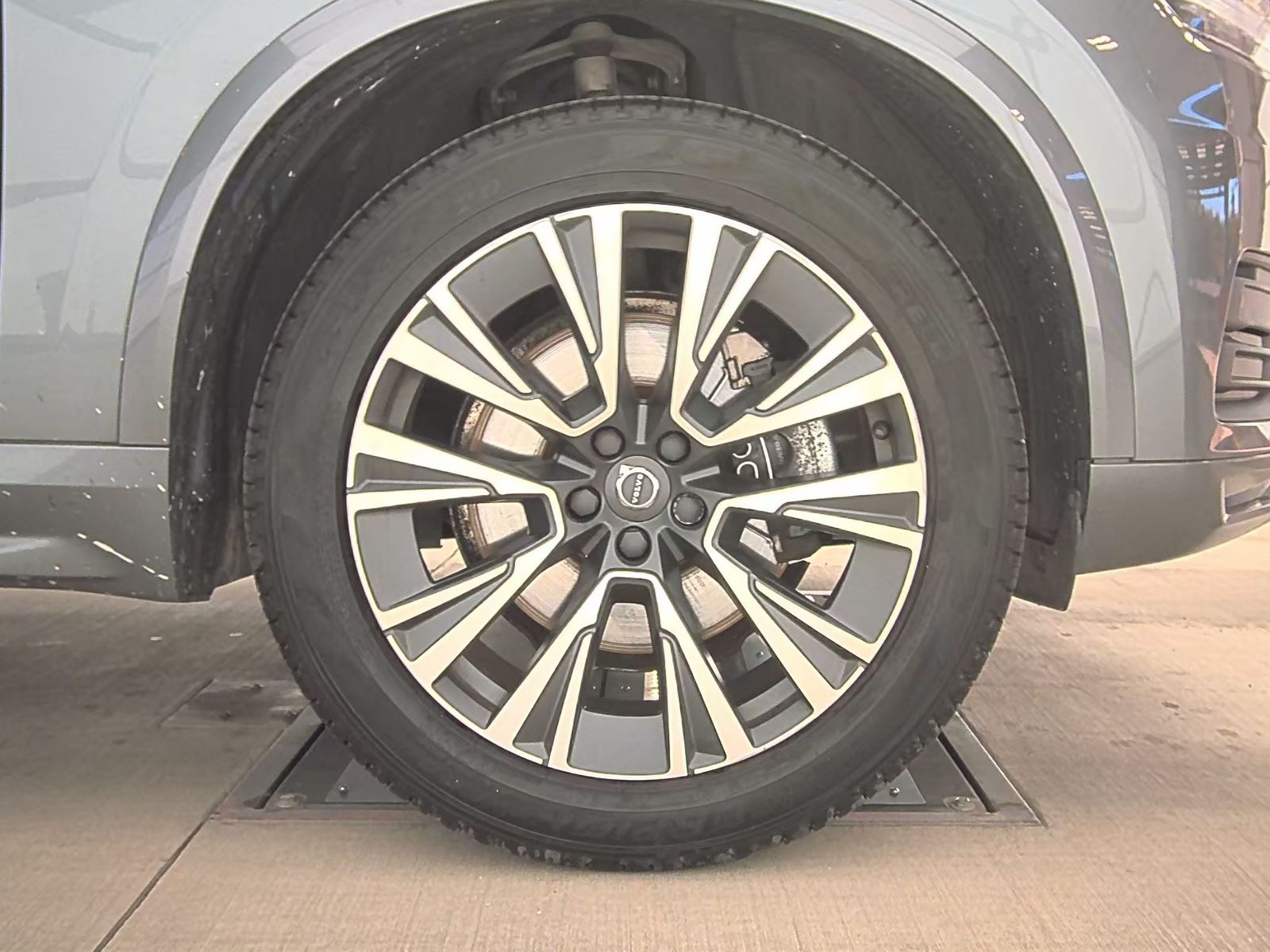 2020 Volvo XC90 T5 Momentum AWD