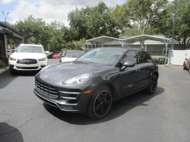 2018 Porsche Macan Turbo