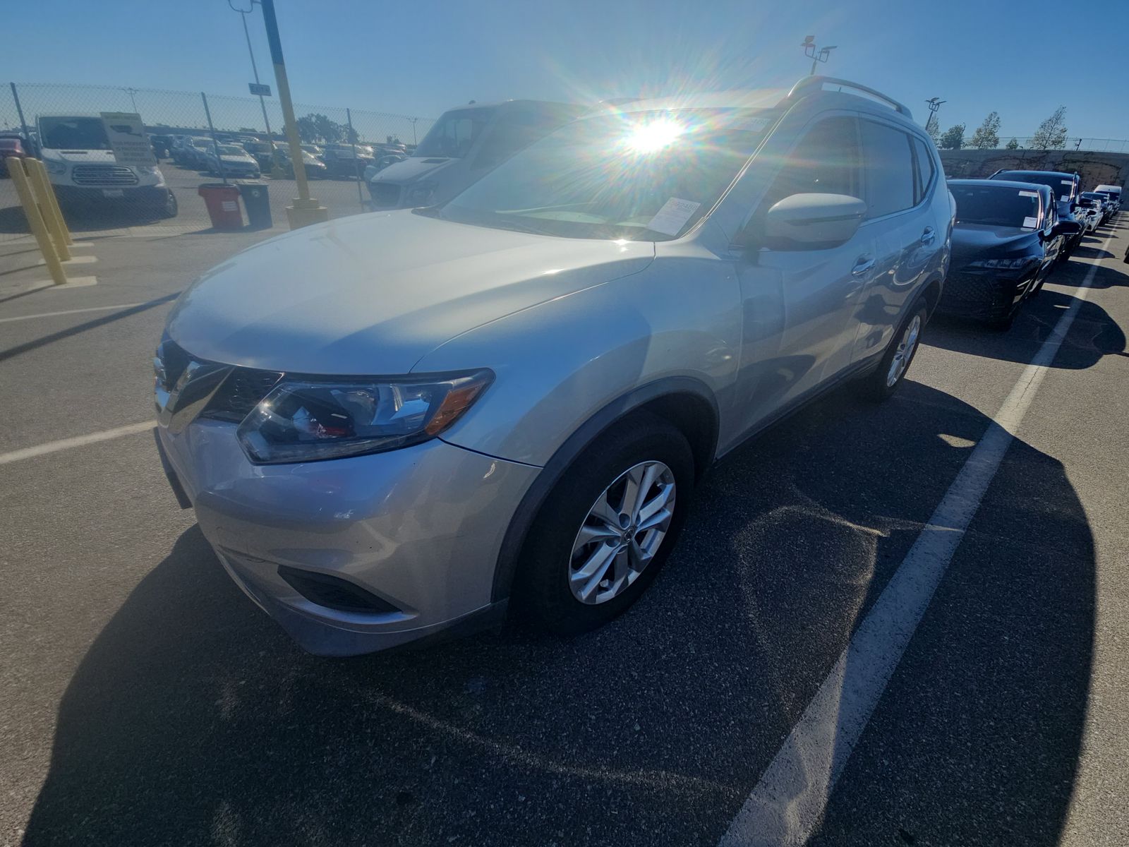 2016 Nissan Rogue SV