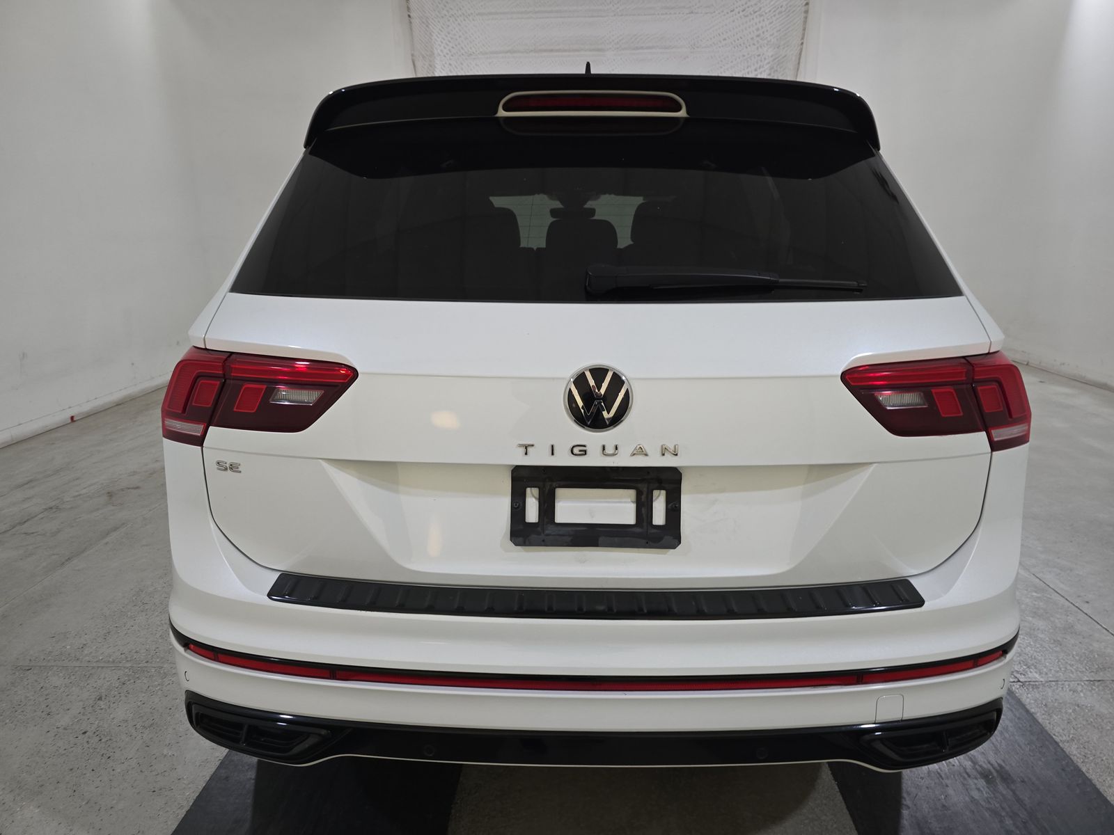 2023 Volkswagen Tiguan 2.0T SE R-Line Black FWD