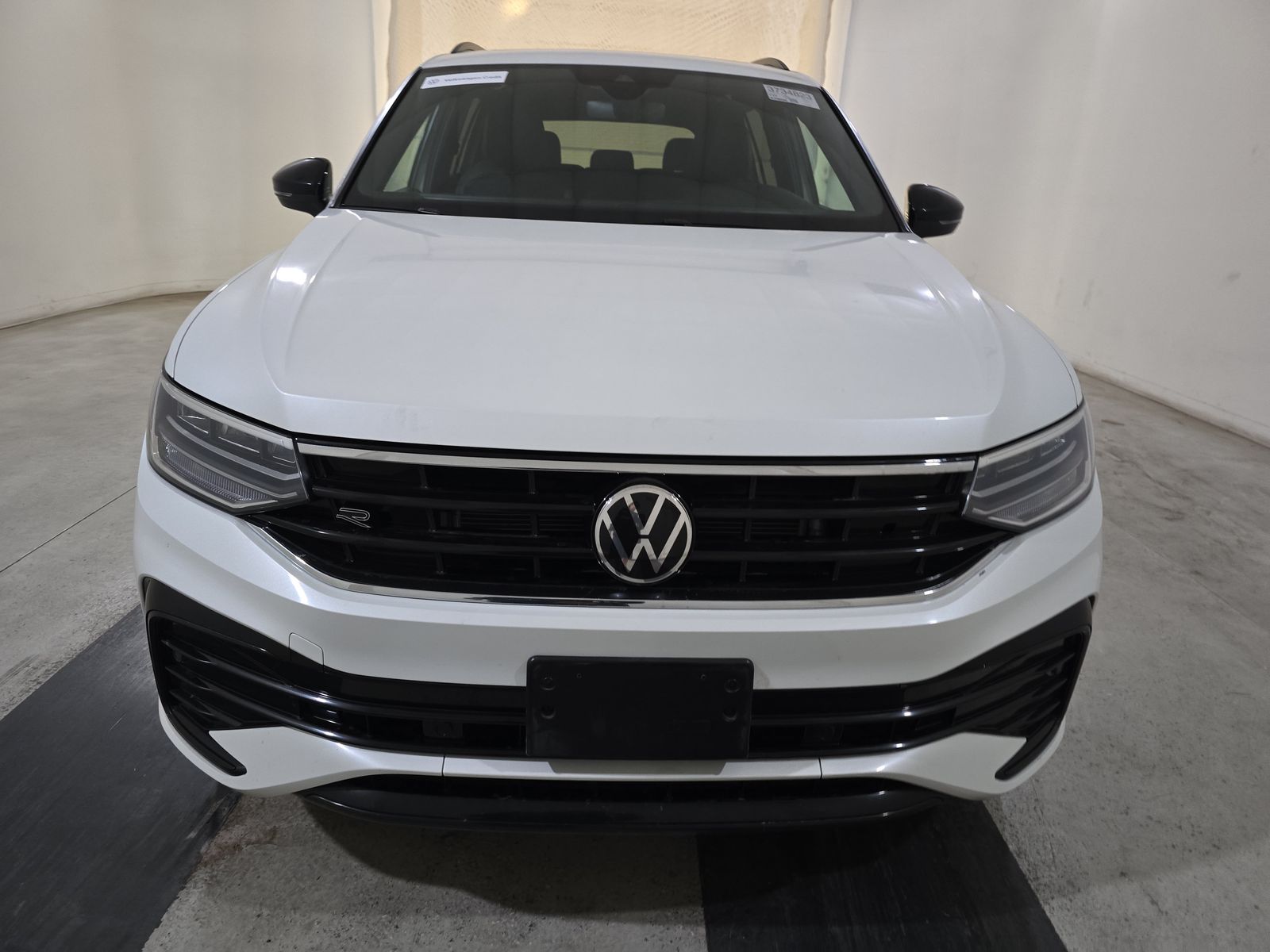 2023 Volkswagen Tiguan 2.0T SE R-Line Black FWD