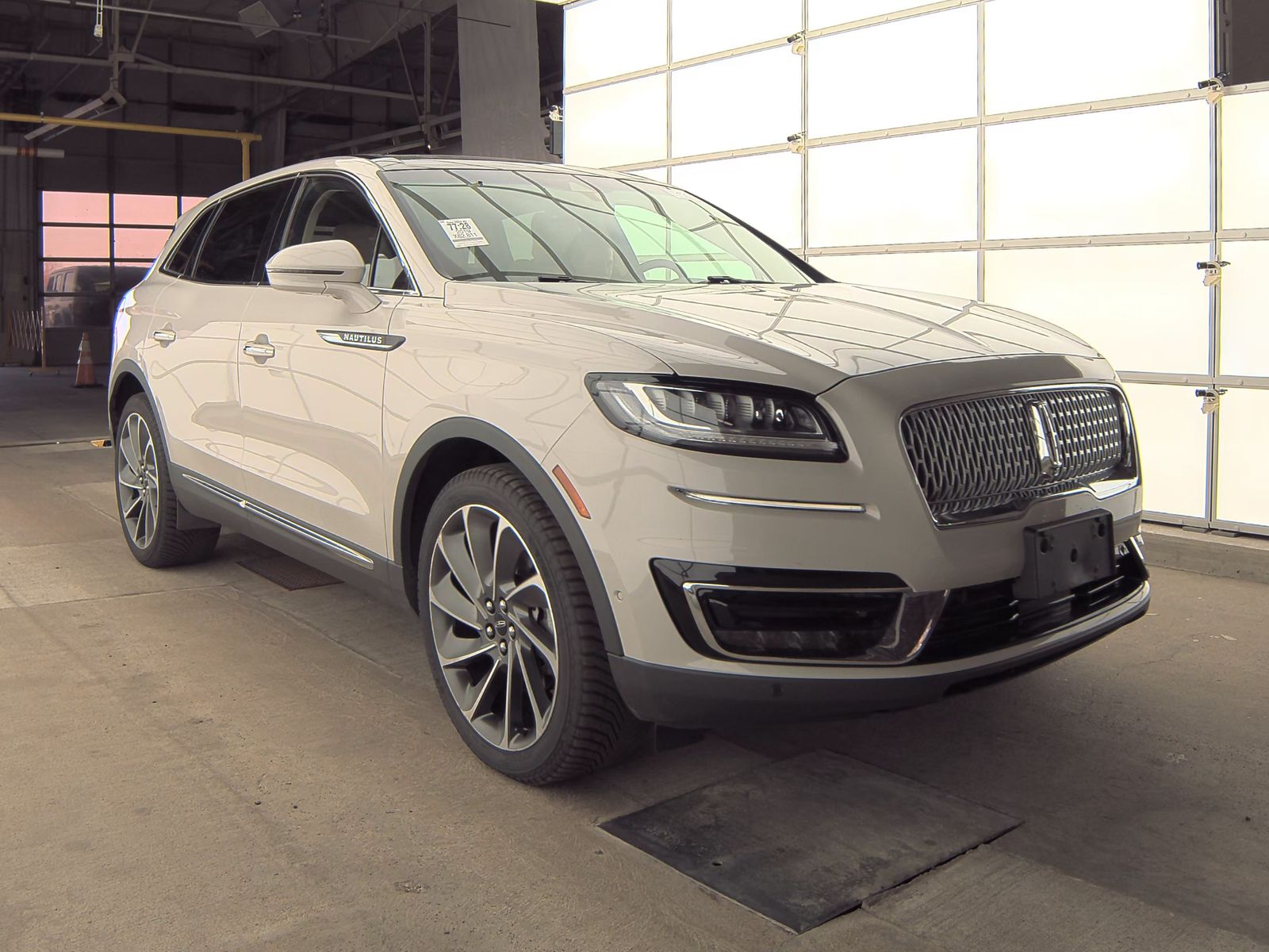 2019 Lincoln Nautilus Reserve AWD