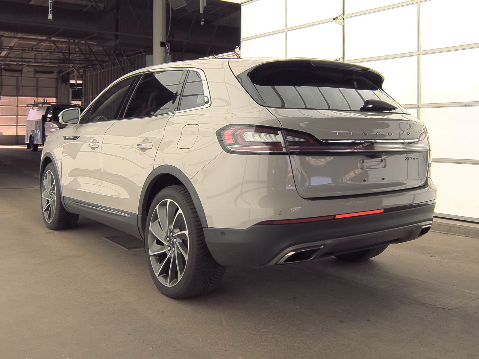 2019 Lincoln Nautilus Reserve AWD