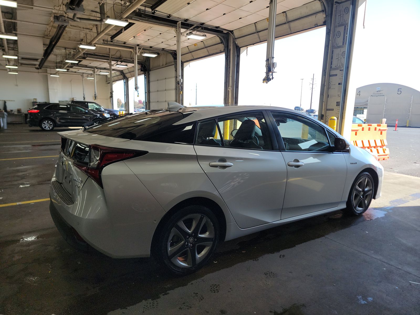 2020 Toyota Prius XLE FWD