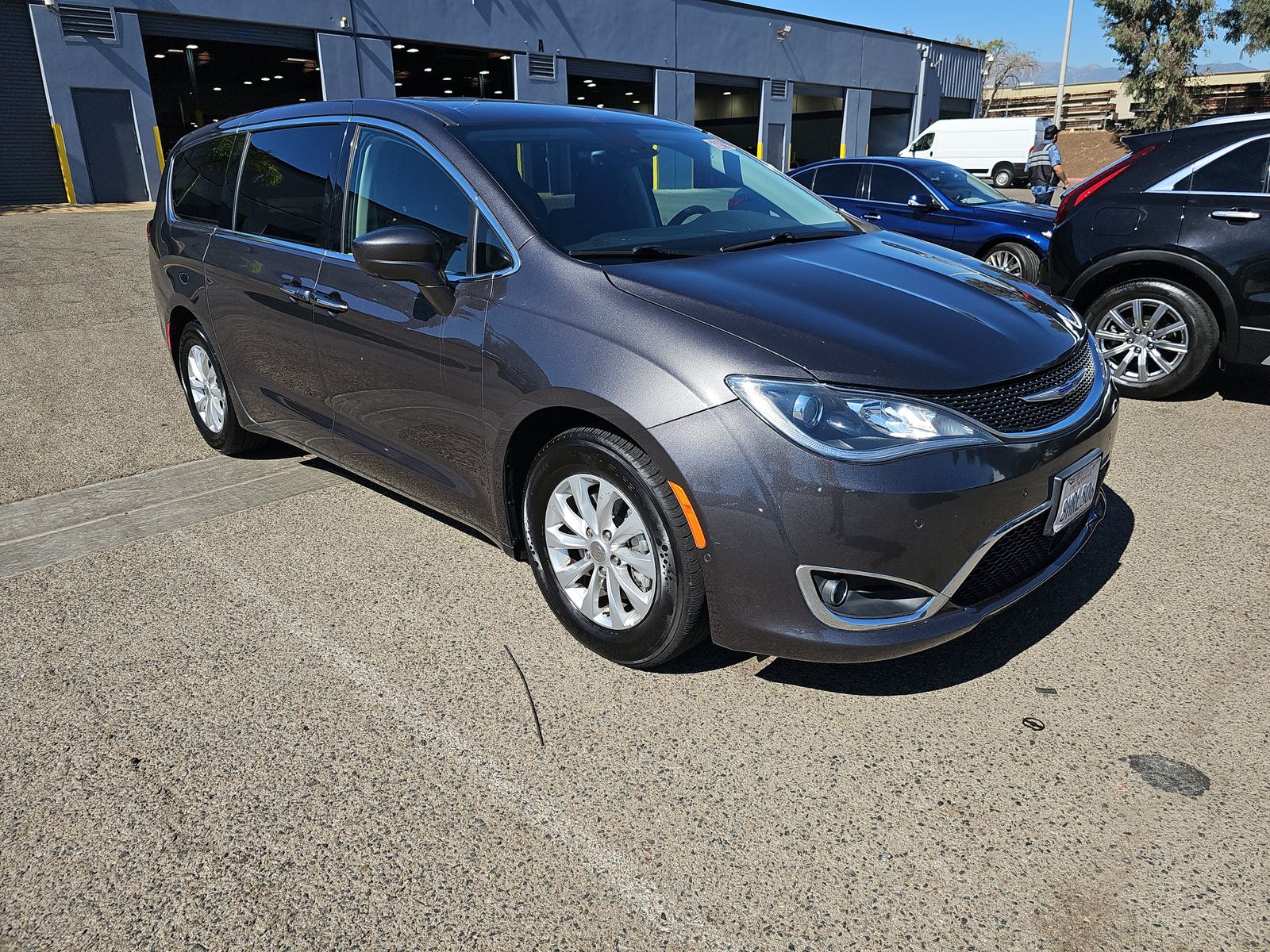 2019 Chrysler Pacifica Touring Plus FWD