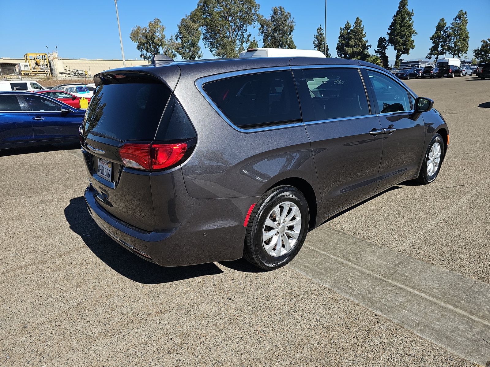 2019 Chrysler Pacifica Touring Plus FWD