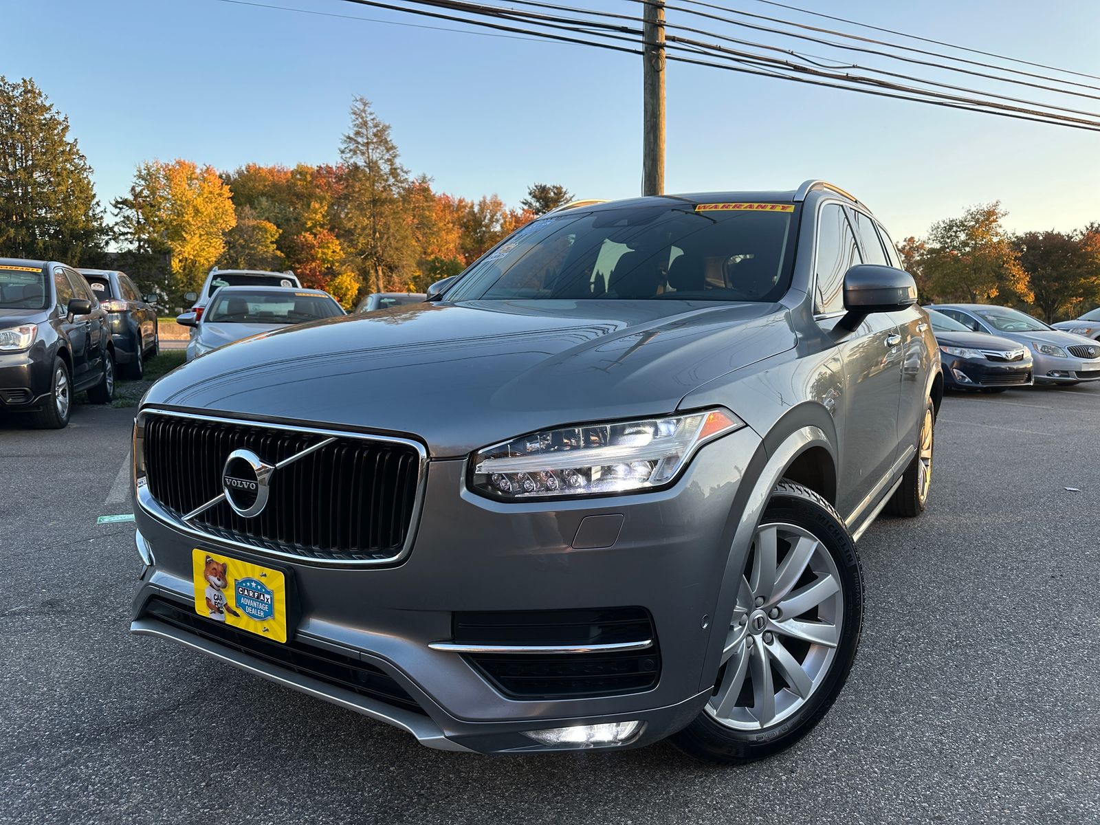 2016 Volvo XC90 T6 Momentum