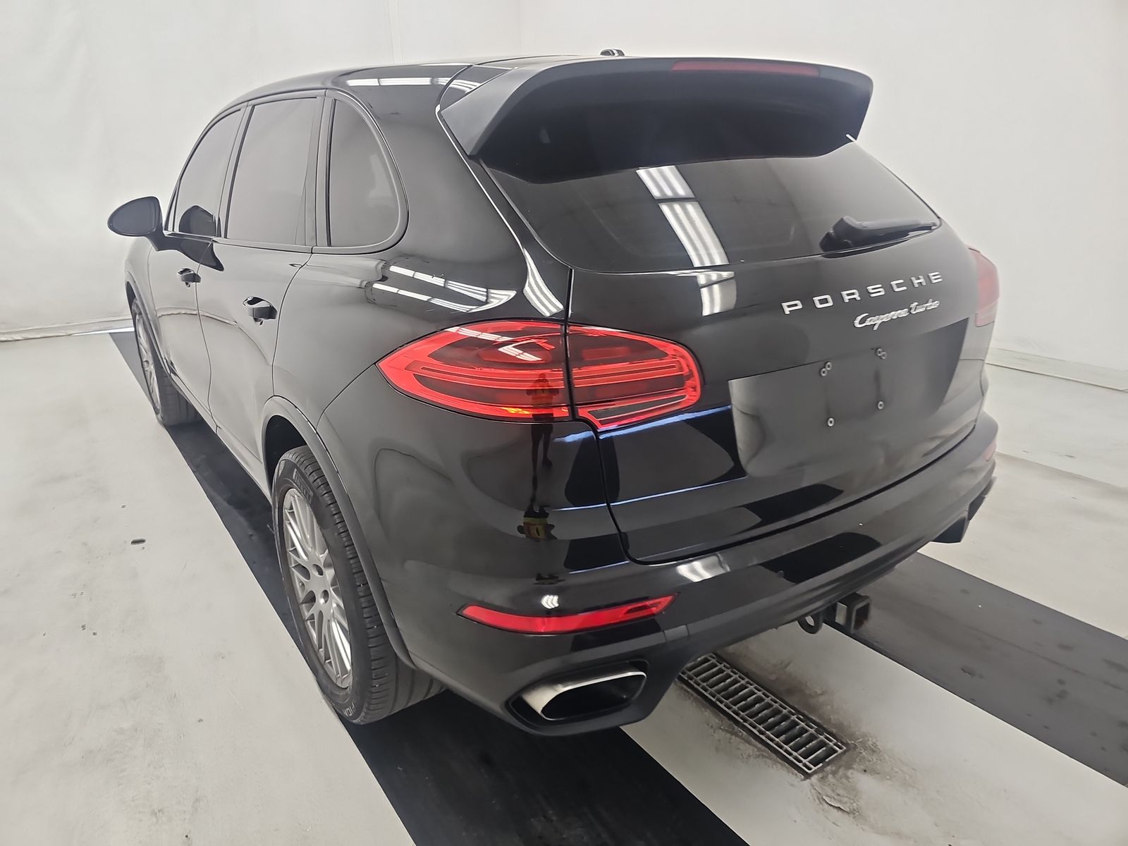 2017 Porsche Cayenne Platinum Edition AWD