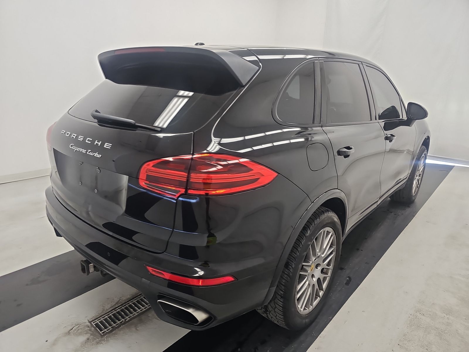 2017 Porsche Cayenne Platinum Edition AWD