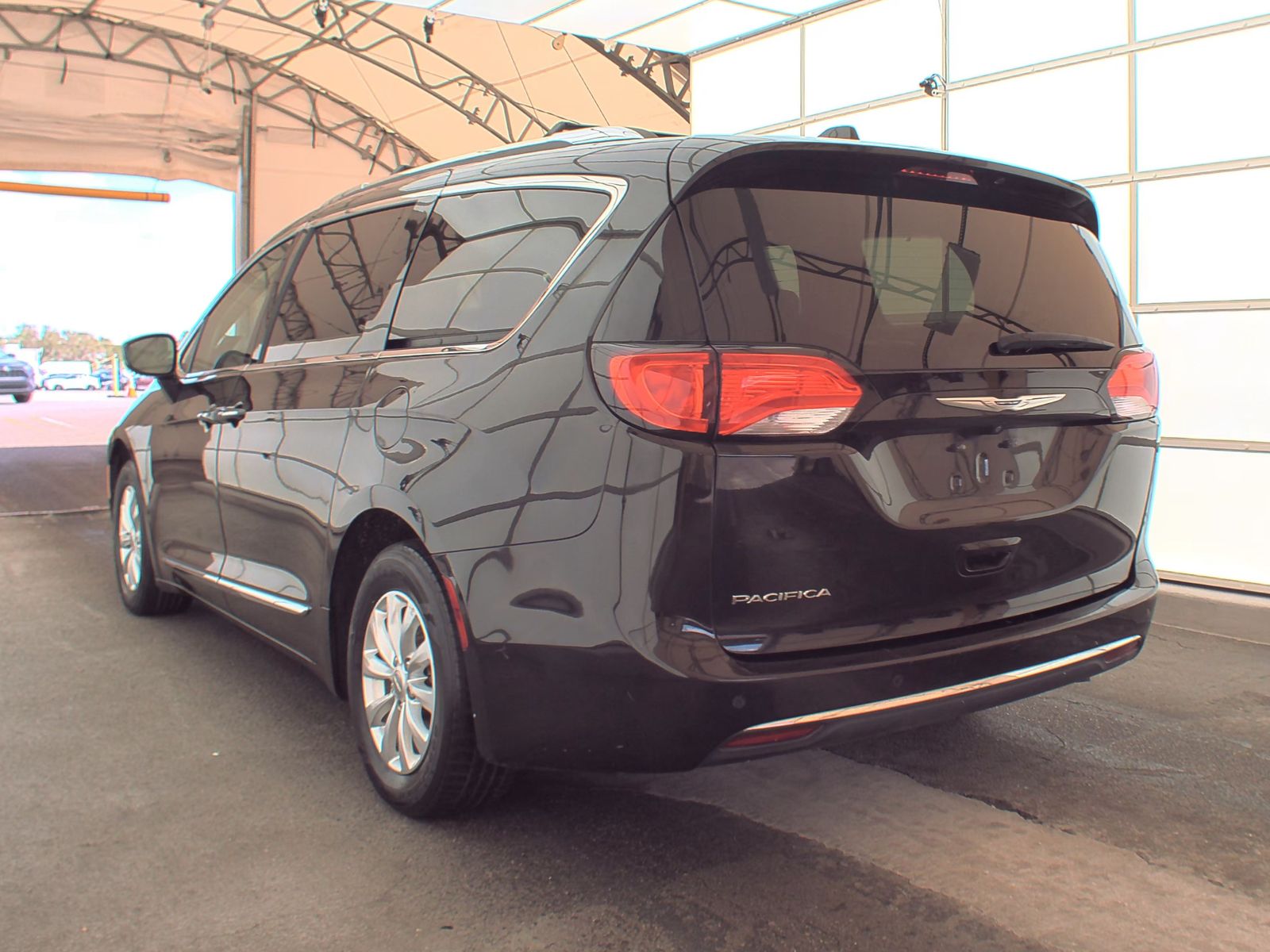 2019 Chrysler Pacifica Touring L FWD