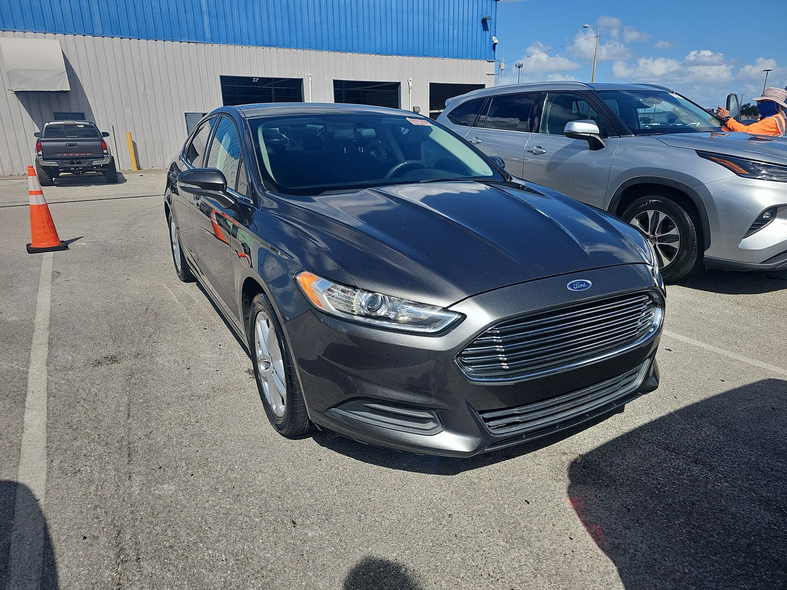 2015 Ford Fusion SE FWD