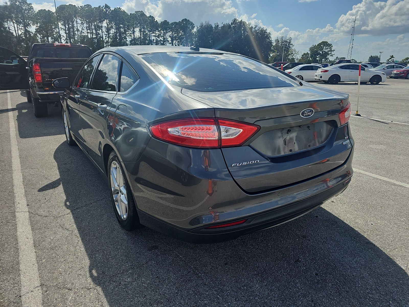 2015 Ford Fusion SE FWD