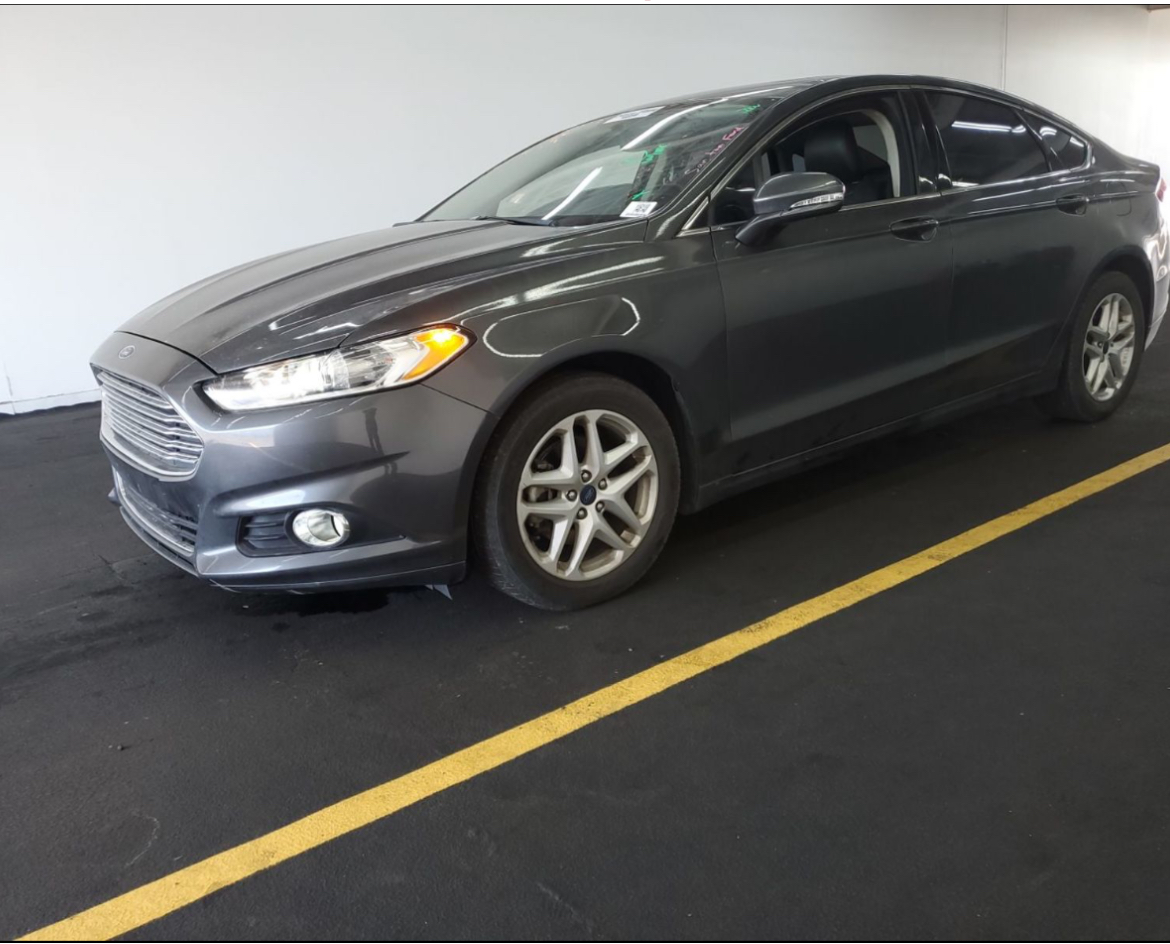 2016 Ford Fusion SE