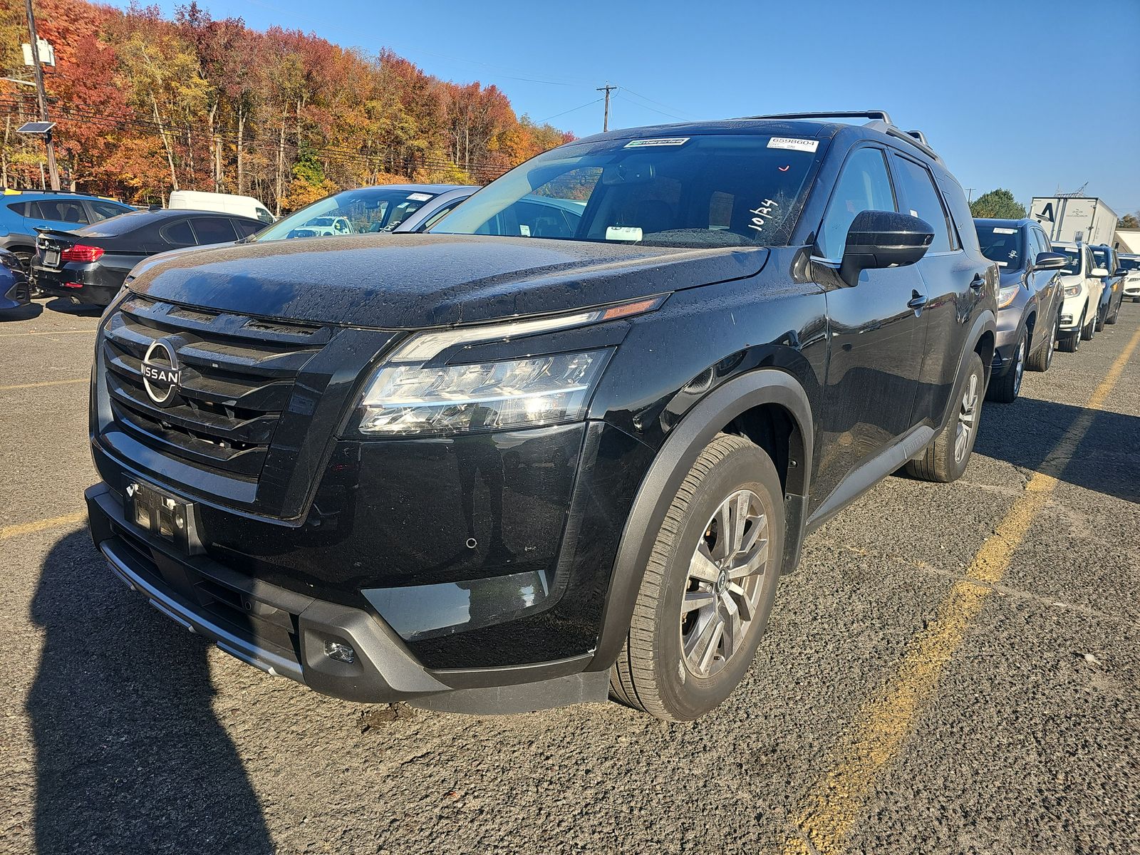 2022 Nissan Pathfinder SL