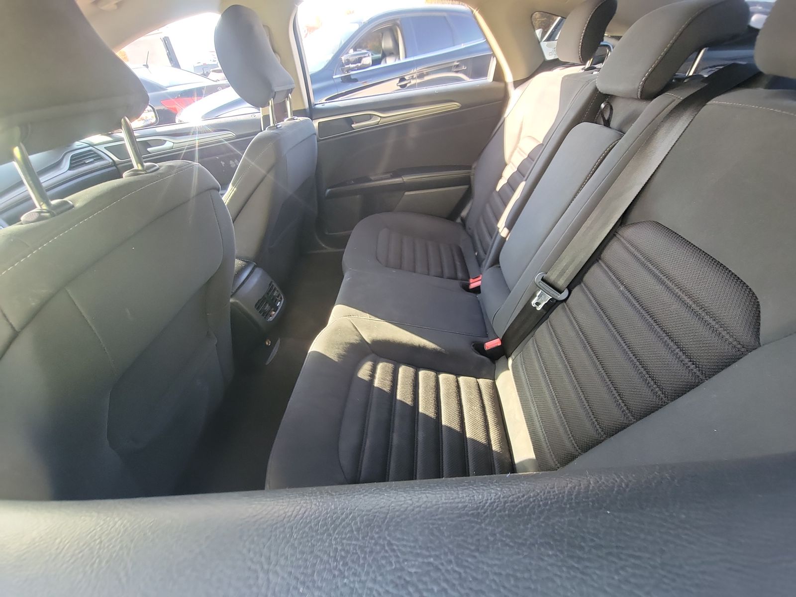 2017 Ford Fusion SE FWD