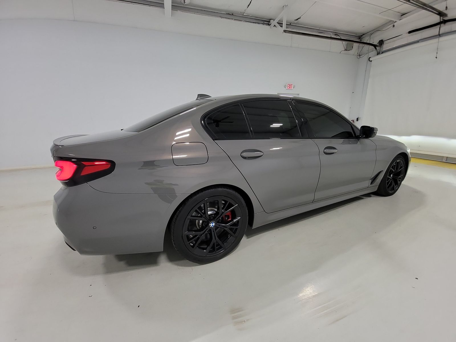 2022 BMW 5 Series M550i xDrive AWD