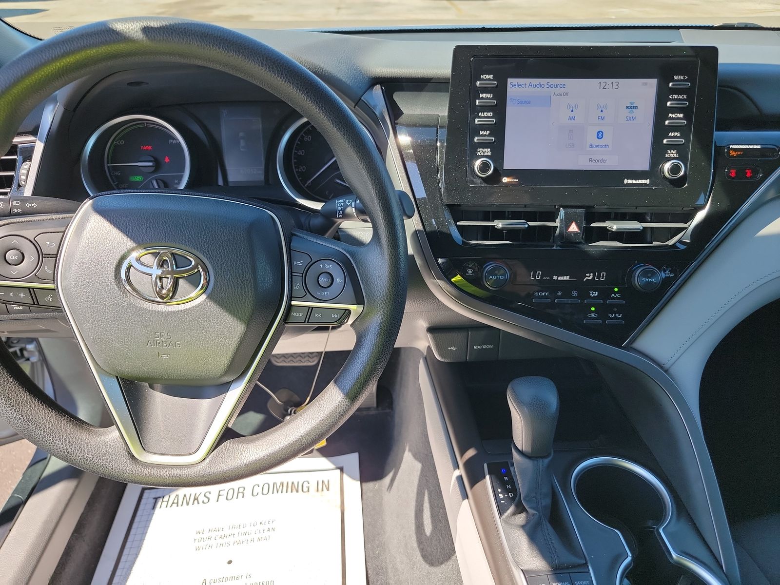 2022 Toyota Camry Hybrid LE FWD