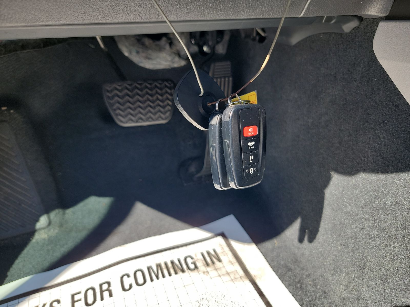 2022 Toyota Camry Hybrid LE FWD