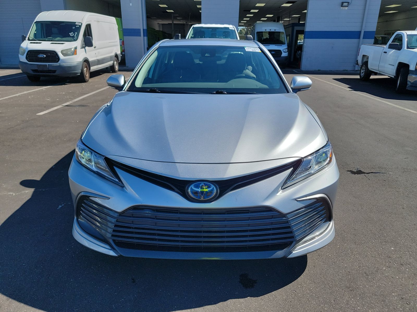 2022 Toyota Camry Hybrid LE FWD