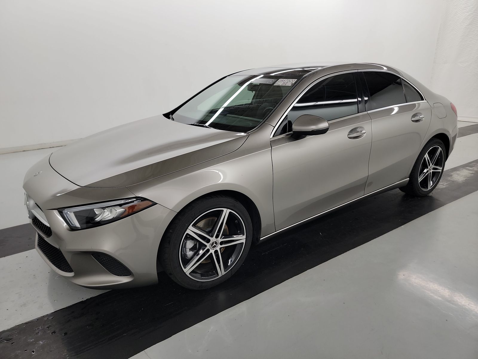 2019 Mercedes-Benz A 220